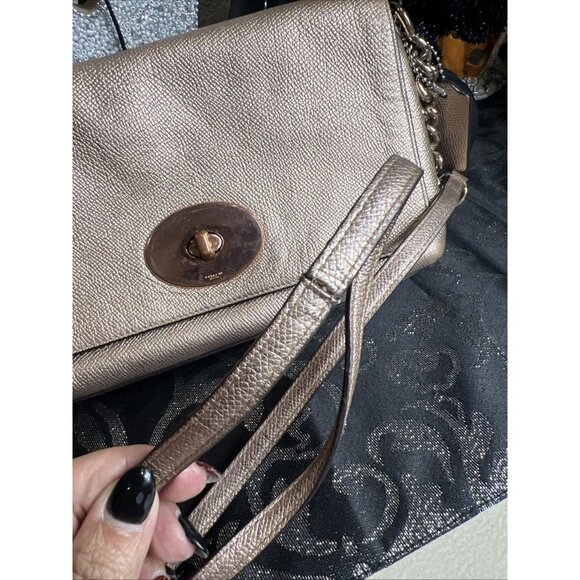 Coach Crosstown Chain Shoulder Bag Leather Pink Women Crossbody Purse Bag - Picture 4 of 15